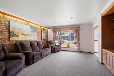 House For Sale - NSW - Crookwell - 2583 - Make It Your Own!  (Image 2)