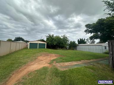 House For Lease - QLD - Kingaroy - 4610 - Charming Home Close to CBD  (Image 2)