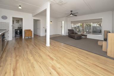 House For Sale - VIC - Swan Hill - 3585 - Run, don't walk!  (Image 2)