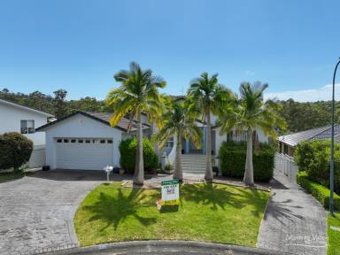House For Sale - NSW - Tallwoods Village - 2430 - Elegant Family Home with Granny Flat in Tallwoods Village, Hallidays Point  (Image 2)