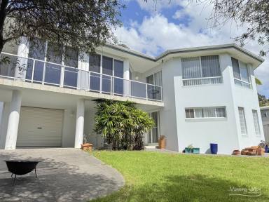 House For Sale - NSW - Tallwoods Village - 2430 - Elegant Family Home with Granny Flat in Tallwoods Village, Hallidays Point  (Image 2)