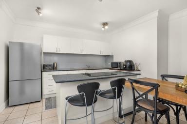 Unit Leased - QLD - Manoora - 4870 - WELL PRESENTED THRREE BEDROOM UNIT, JUST MINUTES TO THE CBD  (Image 2)