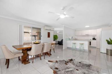 House For Sale - QLD - Springfield - 4300 - Contract fell over, back on the market!  (Image 2)