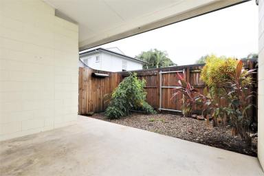 Townhouse For Lease - QLD - Bentley Park - 4869 - Townhouse - Storage Room - Carport - Pool - Close to Shops  (Image 2)