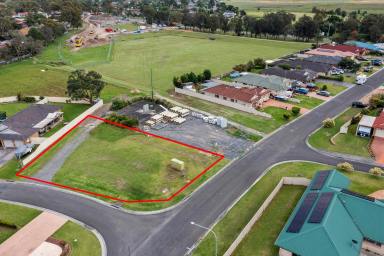 Residential Block For Sale - NSW - Nowra - 2541 - Vacant Land - Duplex Development site  (Image 2)