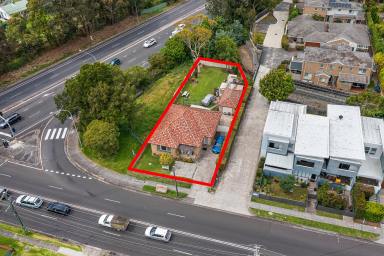 House For Sale - NSW - Corrimal - 2518 - Potential Duplex Development  (Image 2)