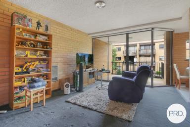 Unit For Sale - NSW - Lavington - 2641 - INVESTMENT OPPORTUNITY AWAITS  (Image 2)