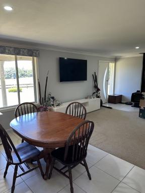 Acreage/Semi-rural For Sale - NSW - Glenreagh - 2450 - Idyllic Country Home on the edge of a charming friendly township, Close to Coffs Harbour. (Image 2)