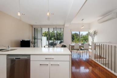 Townhouse For Sale - VIC - Apollo Bay - 3233 - OCEAN VIEW ELEGANCE - SPACIOUS THREE-LEVEL APARTMENT  (Image 2)