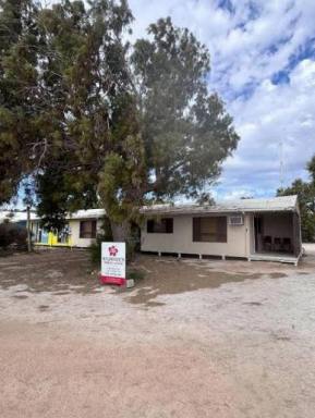 Unit For Sale - WA - Denham - 6537 - Commercial Seafront Units with office and compact studio apartment  (Image 2)