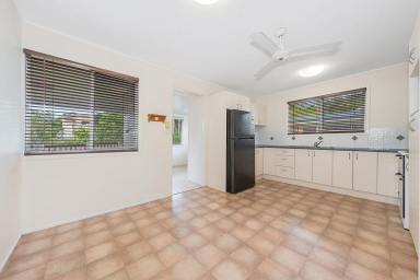 House For Sale - QLD - Everton Hills - 4053 - Perfect First Home or Investment Opportunity!  (Image 2)