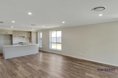 House For Lease - NSW - Dubbo - 2830 - Brand New Home in Popular Southlakes Estate  (Image 2)