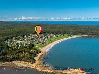 House For Sale - NSW - Maloneys Beach - 2536 - THE ONE YOU HAVE BEEN LOOKING FOR.  (Image 2)