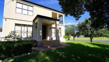 House Auction - NSW - Moree - 2400 - Auction - If Not sold Prior - Luxurious Family Home  (Image 2)