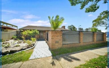 House For Lease - NSW - Casula - 2170 - DESIRABLE LOCATION !  (Image 2)