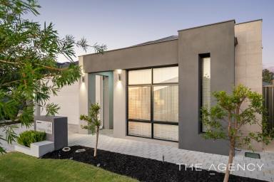 House For Sale - WA - Treeby - 6164 - Modern, Stylish and Space!!  (Image 2)