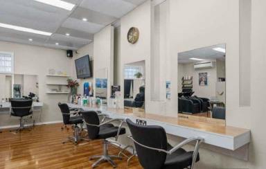 Business For Sale - VIC - Wangaratta - 3677 - Urgent Sale - Salon Business for Sale - Selling at a Bargain!  (Image 2)