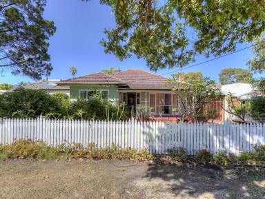 House Sold - WA - Cloverdale - 6105 - OPPORTUNITY AWAITS  (Image 2)