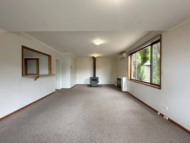 House Leased - NSW - Cooma - 2630 - 5 Nimby Place Cooma  (Image 2)