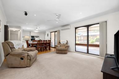 House For Sale - VIC - Kennington - 3550 - Family Home in Excellent Location  (Image 2)