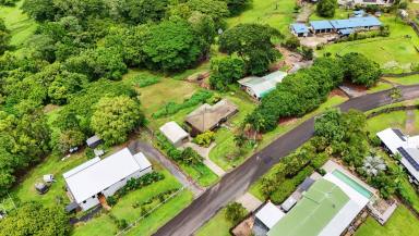 House For Sale - QLD - Goldsborough - 4865 - ACREAGE WITH 4 BEDROOMS AND 10 x 6 SHED  (Image 2)