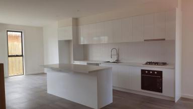 Townhouse For Lease - VIC - Werribee - 3030 - Move into a Modern Brand-New Home Today!  (Image 2)