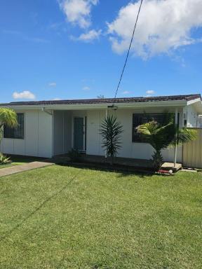 House Leased - NSW - Old Bar - 2430 - COASTAL COTTAGE - ELECTRICITY & WATER INCLUDED  (Image 2)