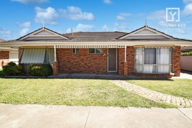 Unit For Sale - VIC - Shepparton - 3630 - Spacious Townhouse in a Desirable Location  (Image 2)