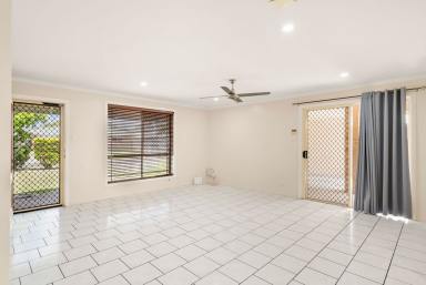 House For Sale - QLD - South Mackay - 4740 - BE QUICK!!  OFFERS CLOSING MONDAY 13/1  (Image 2)