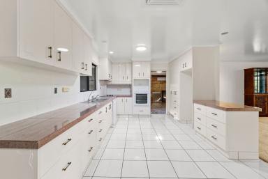 House Auction - QLD - Richmond - 4740 - PRIME POSITION AND POTENTIAL!!  (Image 2)