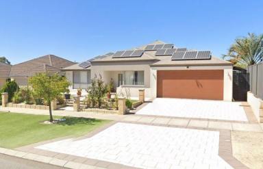 House For Sale - WA - Aveley - 6069 - OPENING BY APPOINTMENT Stylish and Spacious Family Living in Prime Location  (Image 2)