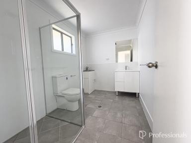 House For Lease - NSW - West Tamworth - 2340 - 2 Bedroom Duplex for Lease  (Image 2)