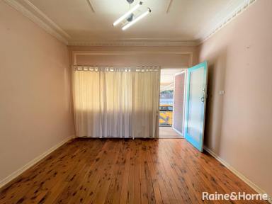 Unit For Lease - NSW - Turvey Park - 2650 - RETRO ONE-BEDDER  (Image 2)