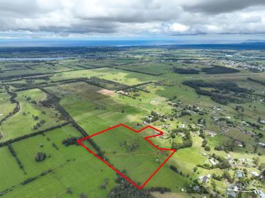 Lifestyle For Sale - NSW - Cundletown - 2430 - "Clover Downs"  (Image 2)