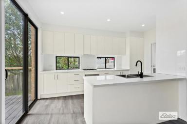 Townhouse Leased - NSW - Figtree - 2525 - BRAND NEW TOWNHOUSE  (Image 2)