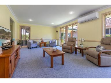 House Leased - NSW - Forster - 2428 - Great family home in a quiet cul-de-sac  (Image 2)