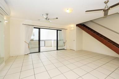 Unit For Lease - QLD - Cairns City - 4870 - Trendy & Relaxing City Townhouse - Secure Parking - Pool  (Image 2)