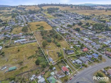 House For Sale - TAS - St Leonards - 7250 - Development ! 20,162m2 or 5.093 acres of prime residential development land. Large family home & workshop - 3 phase power, awesome views!  (Image 2)