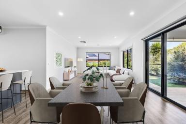 House For Sale - VIC - Kangaroo Flat - 3555 - Charming 4-Bedroom Home in the Heart of Kangaroo Flat!  (Image 2)