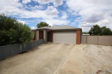 House For Sale - VIC - Elmore - 3558 - FAMILY HOME WITH LARGE WORKSHOP  (Image 2)