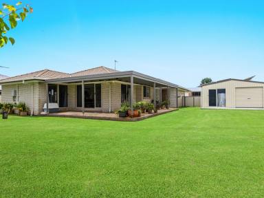 House For Sale - QLD - Warwick - 4370 - CITY LIFE, LARGE YARD, TO DIE FOR RURAL OUTLOOK  (Image 2)