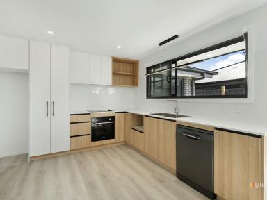 Unit For Sale - TAS - Latrobe - 7307 - Presents as New  (Image 2)