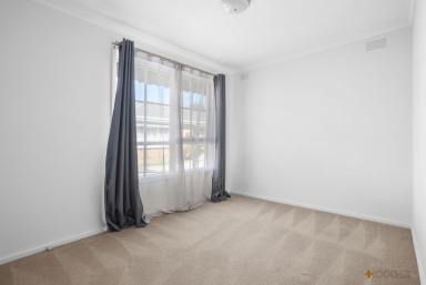 House Leased - VIC - Mentone - 3194 - FULLY RENOVATED | IDEAL LOCATION | BAYSIDE LIVING DREAM  (Image 2)