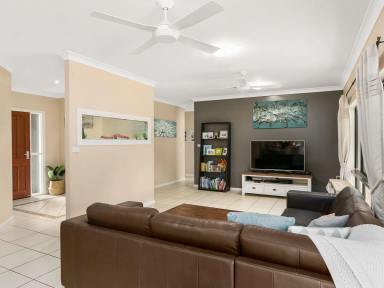 House For Lease - QLD - Mount Sheridan - 4868 - PERFECTLY LOCATED WITH MOUNTAIN VIEWS - UNFURNISHED  (Image 2)