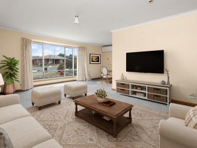 Unit For Sale - TAS - Prospect Vale - 7250 - Fantastic Location - Prospect Unit  (Image 2)