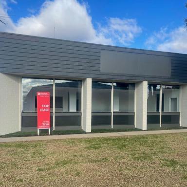 Industrial/Warehouse For Lease - VIC - Mildura - 3500 - PROMINENT SHOWROOM/WAREHOUSE  (Image 2)