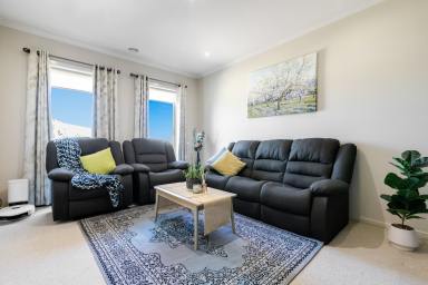 House For Sale - VIC - Mildura - 3500 - This Year's Resolution: Find Your Dream Property  (Image 2)