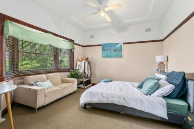 House Leased - NSW - Wollongong - 2500 - Large House!  (Image 2)