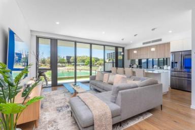 Business For Sale - WA - North Coogee - 6163 - Accommodation Opportunity with FREEHOLD Executive Home in North Coogee  (Image 2)