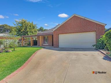 House For Sale - NSW - Moama - 2731 - A Relaxed Lifestyle at 5 Gem Court Moama  (Image 2)